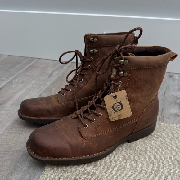 Men’s Born Boots - Picture 2 of 7